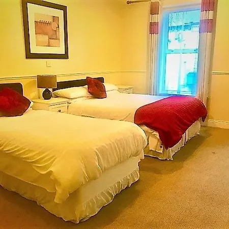 Guest house No.13 Townhouse